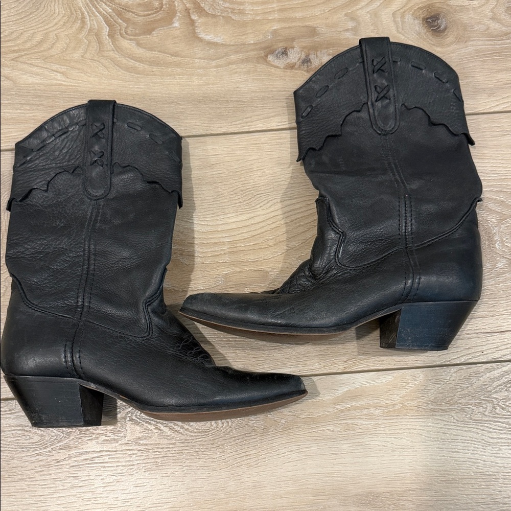 Vintage Laredo Black Leather Western Boots